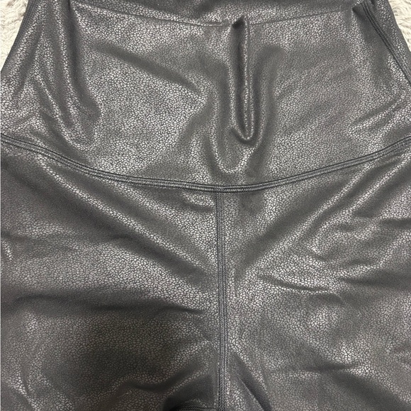 Stylish Black faux leather Women's Leggings - Picture 3 of 5